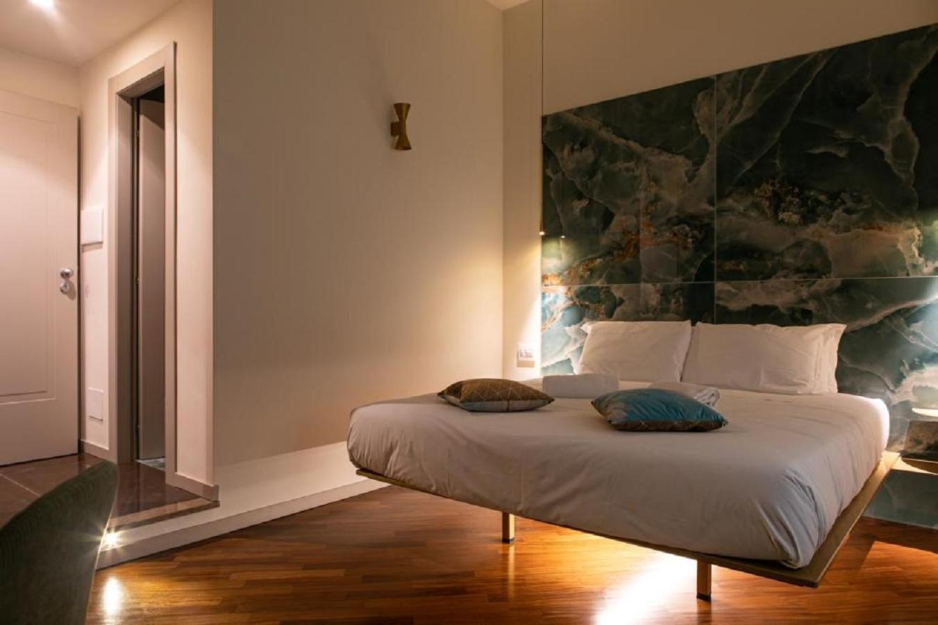 Bhr Cavour 150 Hotel Róma Kültér fotó